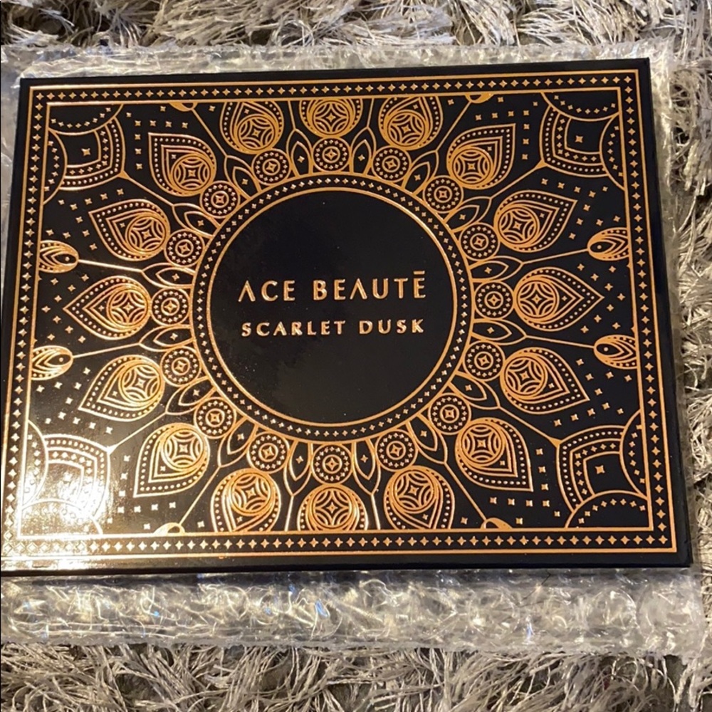 Scarlet Dusk Palette